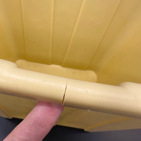 Vintage Trashcan Yellow Plastic Waste Basket Gold Butterfly 1970s Retro Decor - Picture 8 of 13